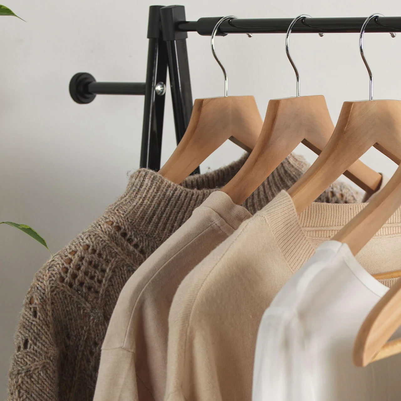 Beldray Wooden Clothes Hangers FSC 100% 5 per pack