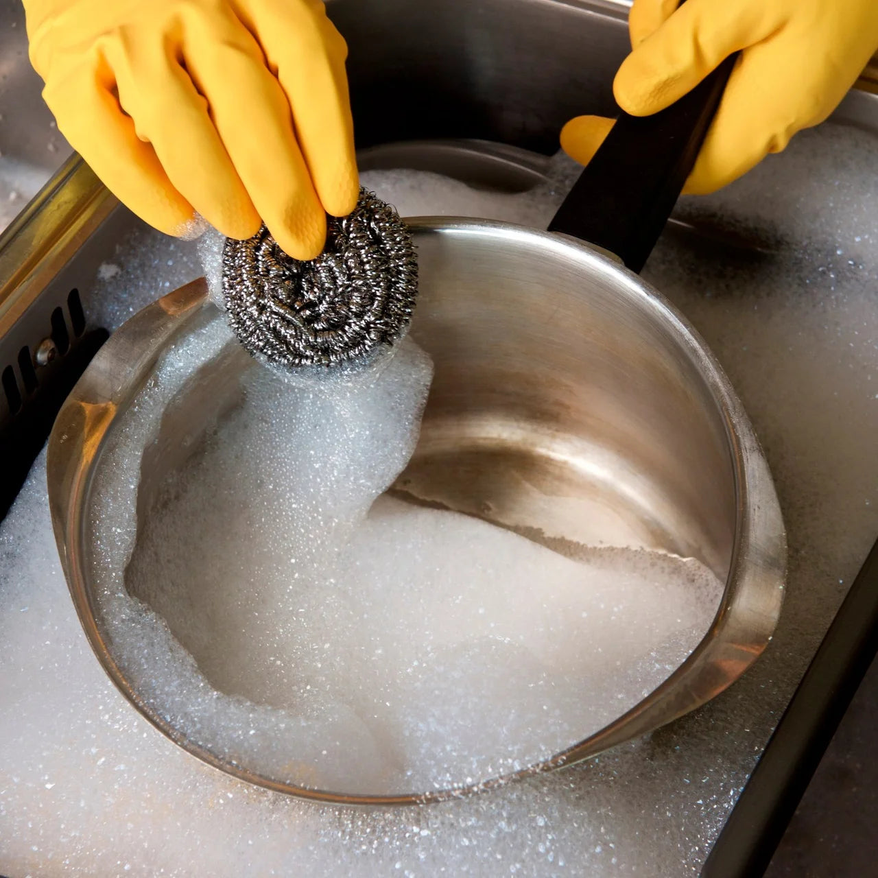 Marigold Scrunchie Stainless Steel Scourers 3 per pack