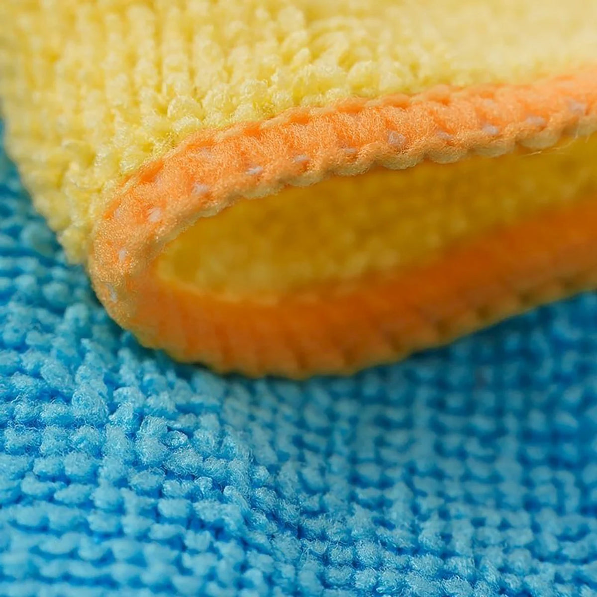 Spontex Microfibre Cloths All Purpose Kitchen and Bathroom Cleaner 4 per pack