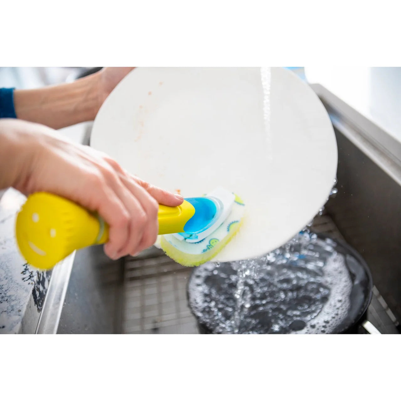 Scrub Daddy Dishwand Yellow