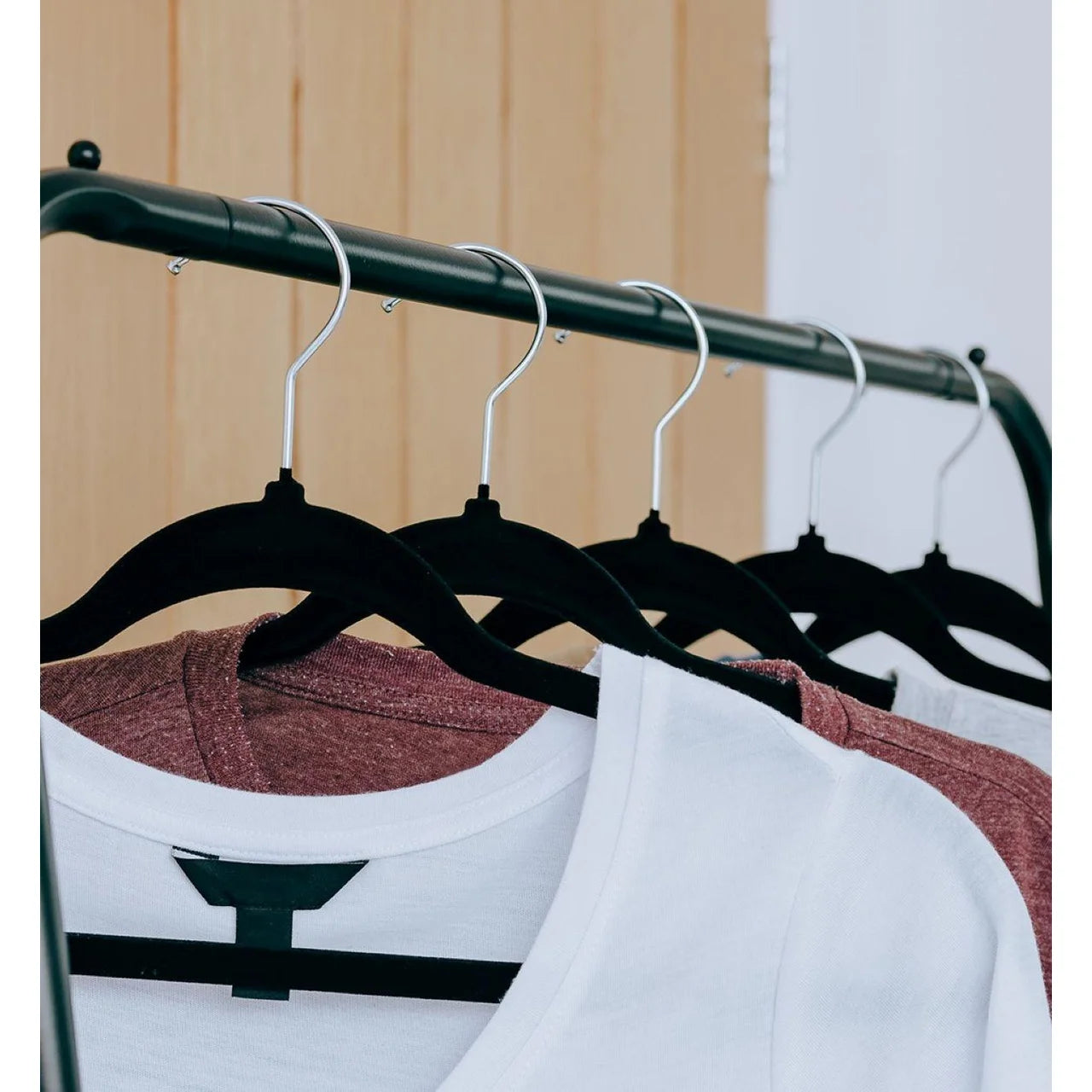 Non Slip Velvet Hangers with Swivel Hook, Black, 5pk