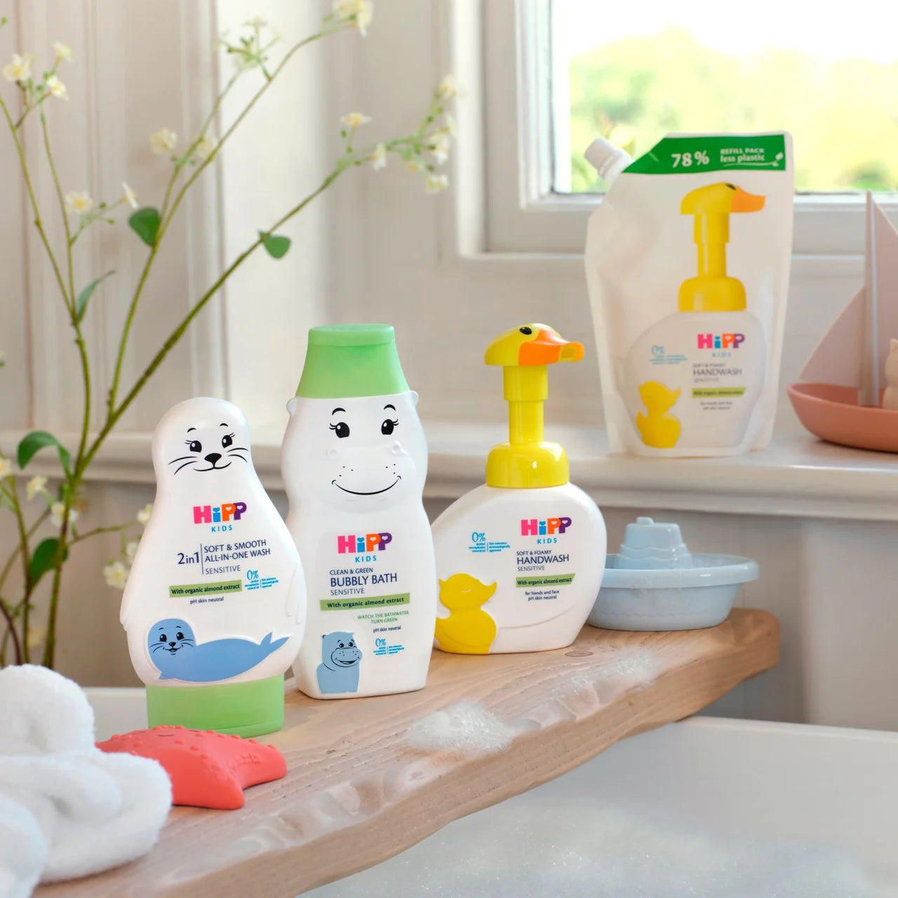 HiPP Kids Soft and Smooth All-In-One Seal Body Wash 200ml