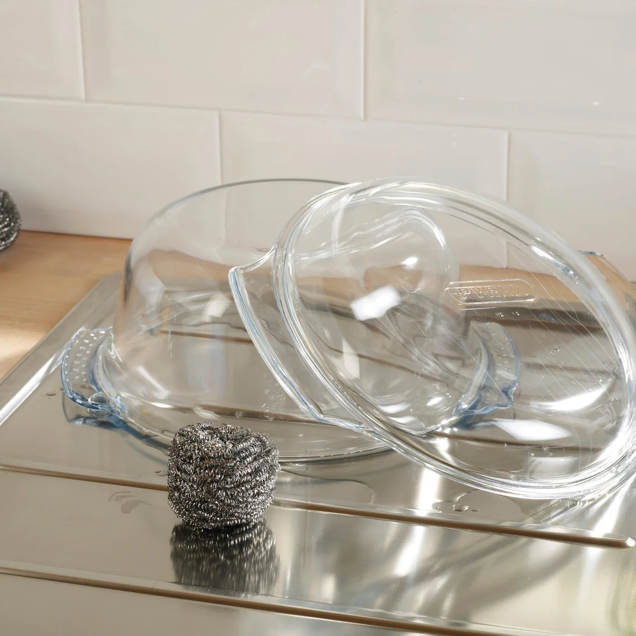 Spontex Tough Scourer - For Best Results Use with Oven Cleaner 4 per pack