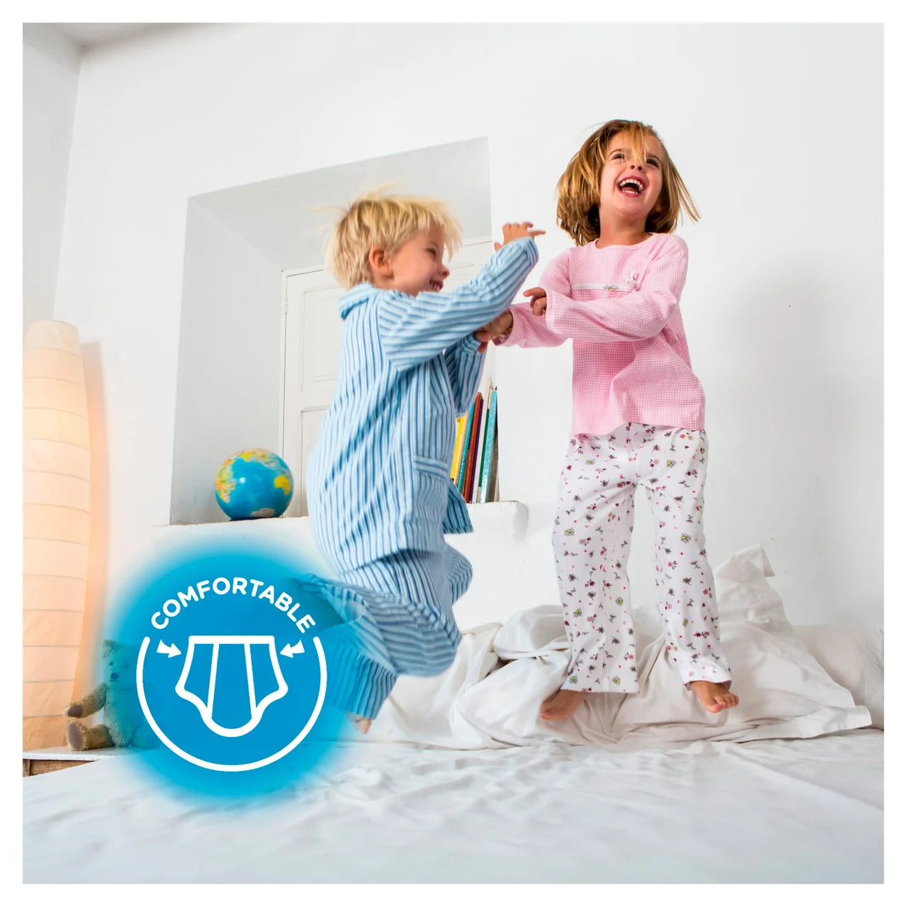 Huggies DryNites Boys Pyjama Pants, 4-7 Yrs (17-30kg) 10 per pack