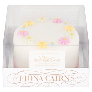 Fiona Cairns Daisy Gift Cake (Serves 4)